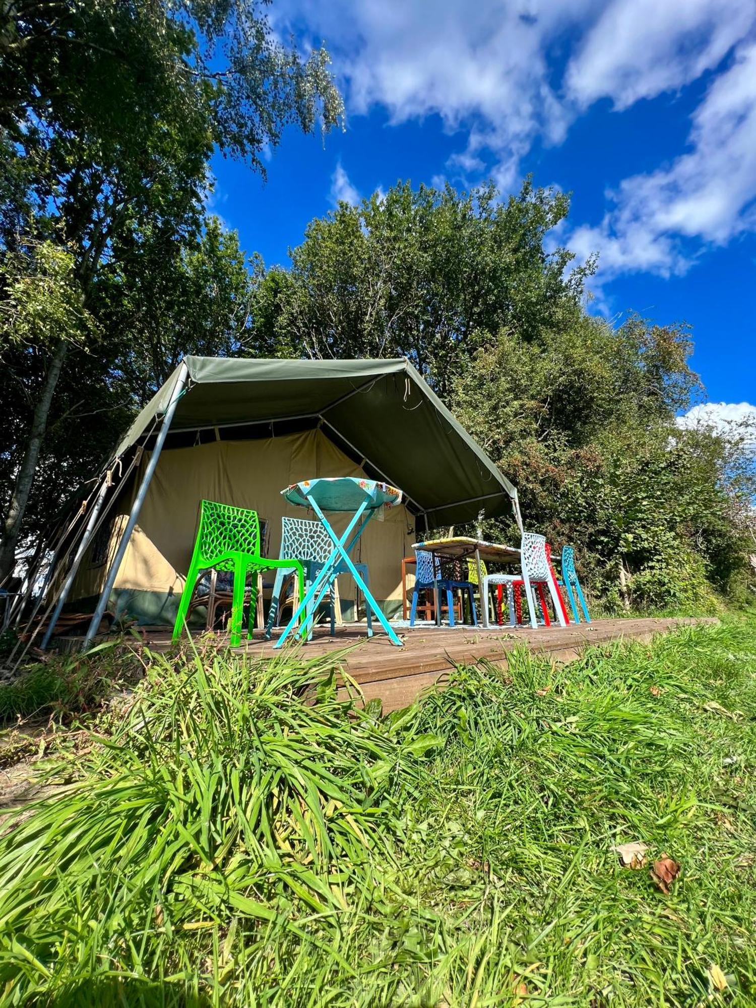 Eco-Camping De Helleborus, Yurt, Bell&Safari tent, Pipo, Caravans, Dorms&Units Groningue Extérieur photo